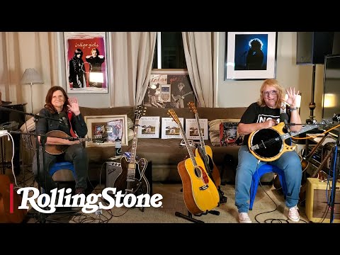 Indigo Girls Play &#039;Country Radio&#039; and Other Songs From New Album &#039;Look Long&#039; | In My Room