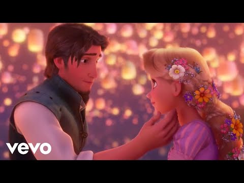 Who else wants them to play rapunzel and flynn in a tangled live action  movie Repin, like or comment if you want disney…