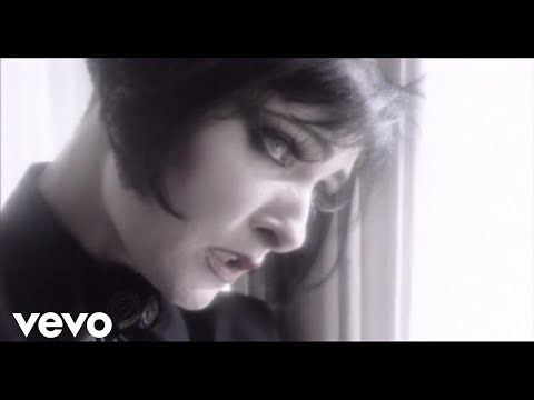 Siouxsie And The Banshees - Last Beat Of My Heart (Official Music Video)