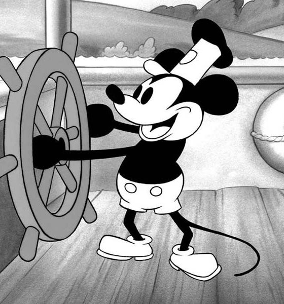 Mickey Mouse Music Steamboat Willie web optimised 1000