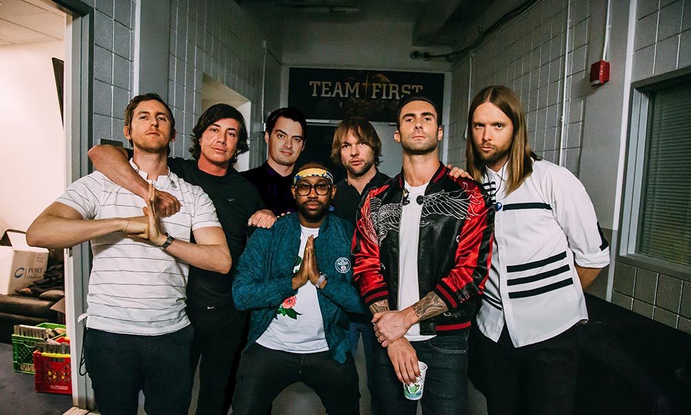 Best Maroon 5 Songs 20 Essential Tracks To Put Your Hands All Over