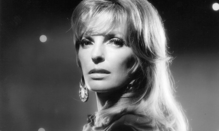 Julie London - Sultry Vocal Jazz Singer & Seductive Actress | uDiscover