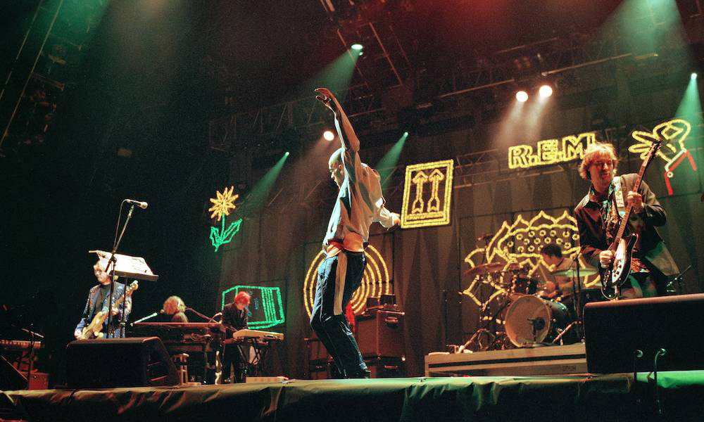 r.e.m. tour 1999