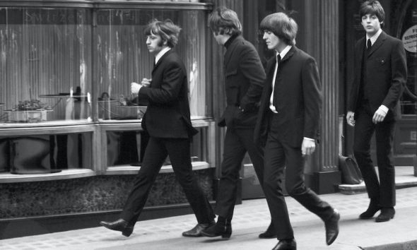 Beatles Help Derek Bayes Iconic Images