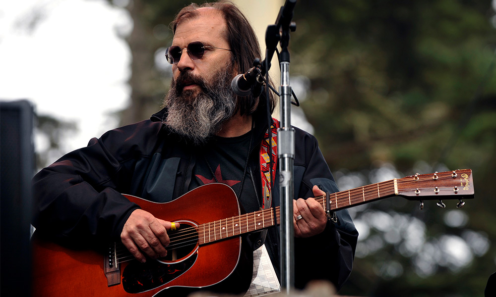 Steve Earle - Respected Singer-Songwriter | uDiscover Music