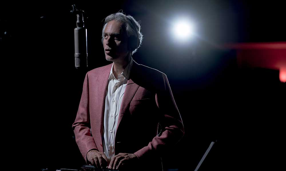 Watch Andrea Bocelli S Video For New Single You Ll Never Walk Alone