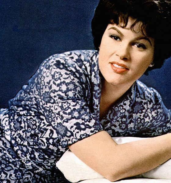 Patsy Cline photo by GAB Archive and Redferns