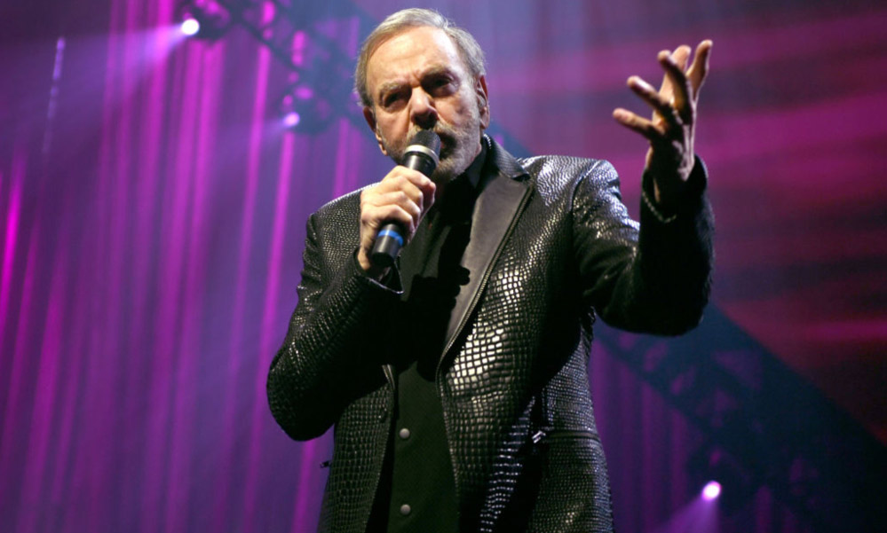 File:A Beautiful Noise, the Neil Diamond musical opened on