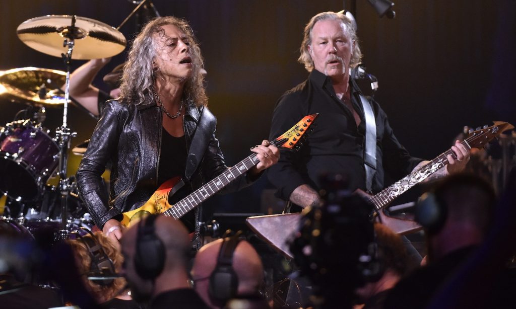 Metallica And Miley Cyrus Perform Together On ‘The Howard Stern Show’
