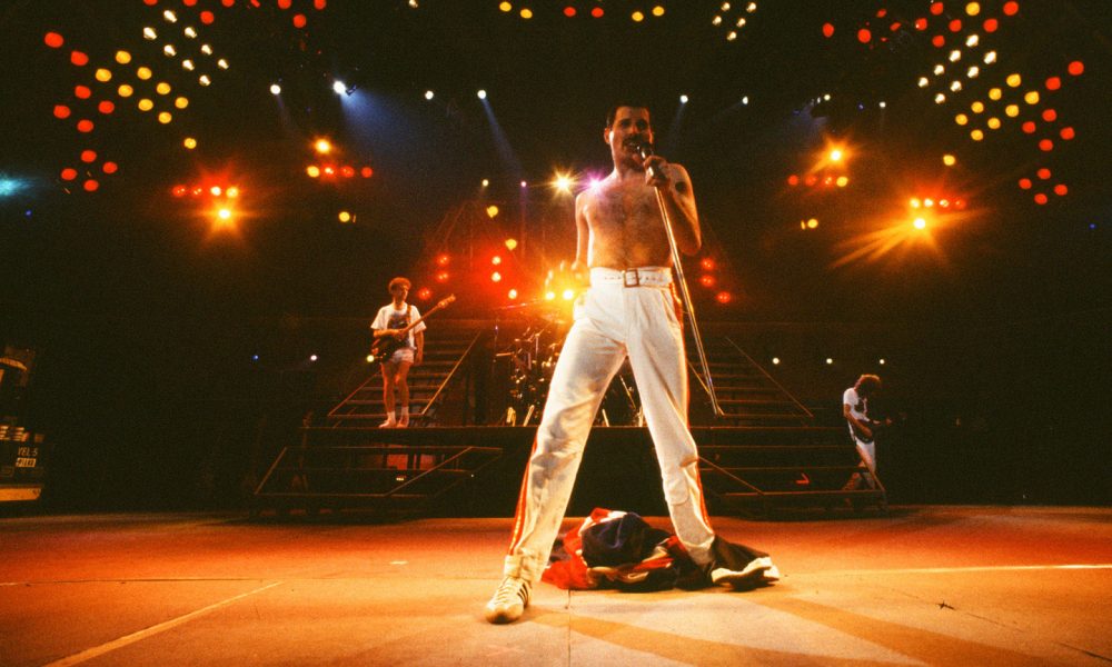 Watch Queen 1986: The Magic Tour Part 1 Episode 33 In The Greatest