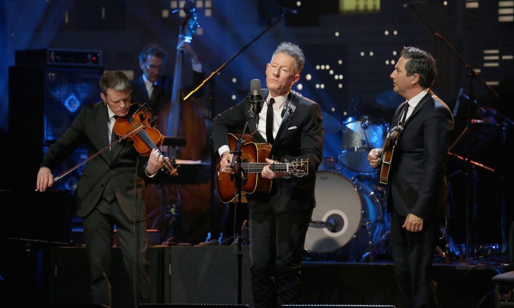 Lyle Lovett Announces Acoustic Band Tour Ahead Of New Album