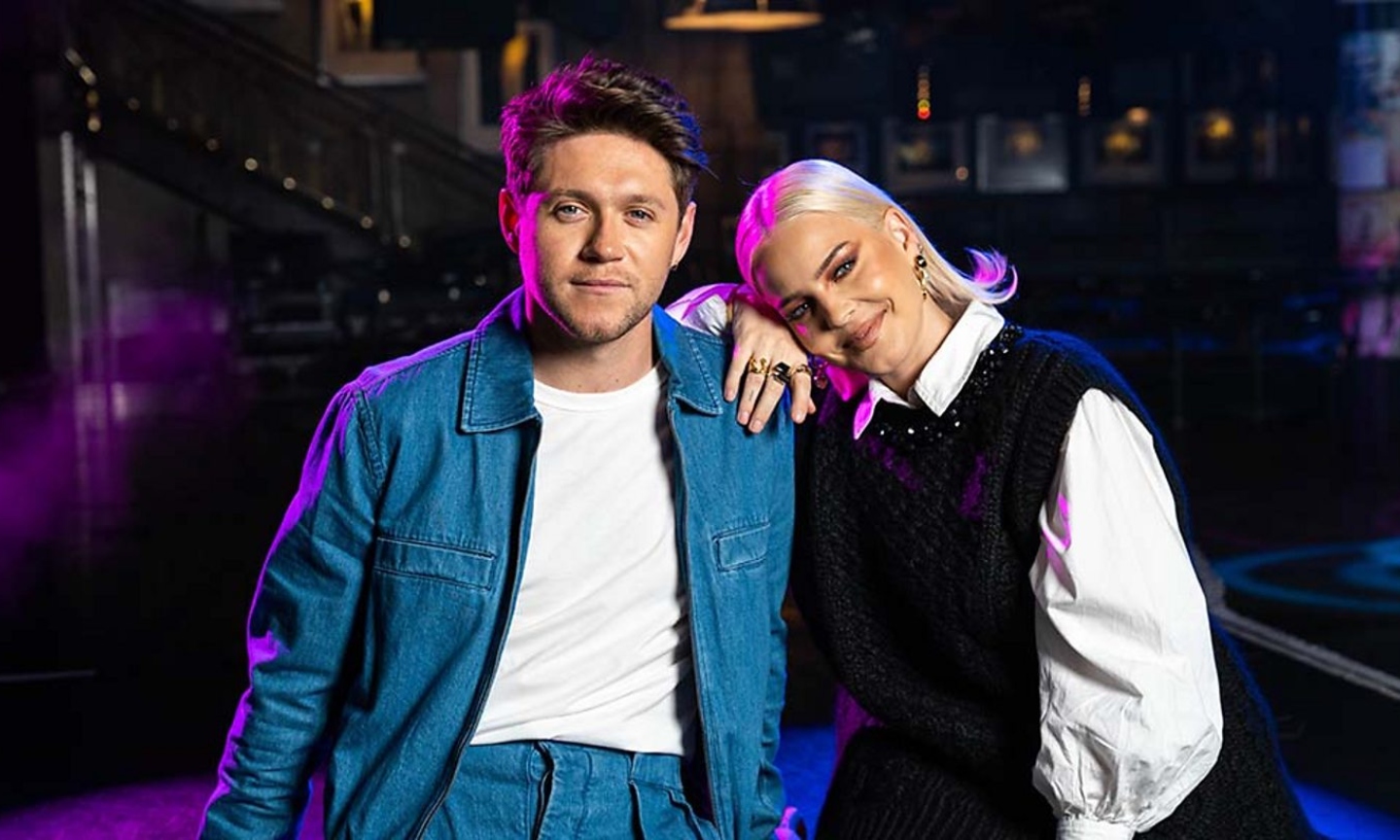 Anne-Marie - BBC Children In Need 'Everywhere'  I hope you all loved the  BBC Children in Need video for 'Everywhere'!! Me and Niall Horan had so  much fun filming it ✨✨