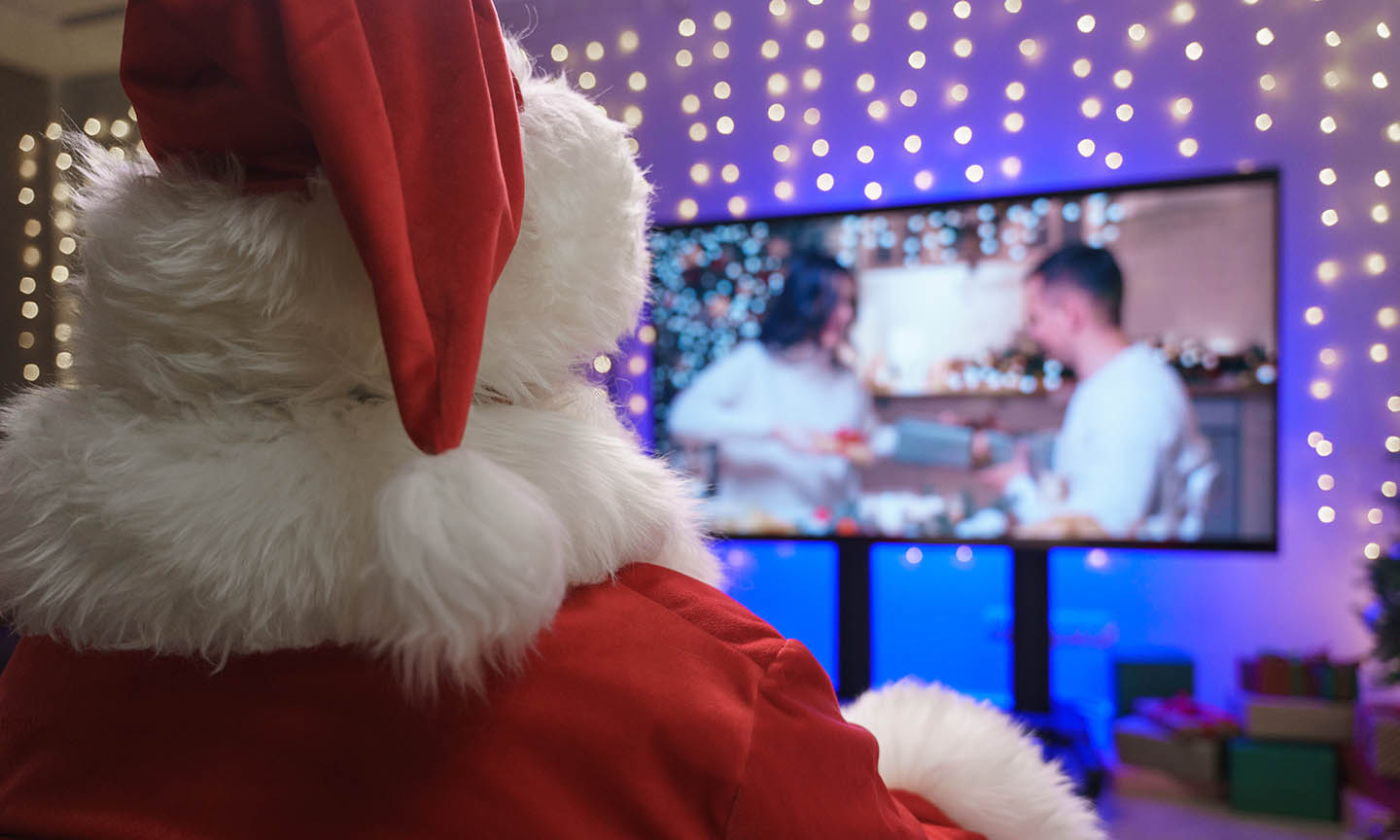 19 of the Best Christmas Movies, Books & More