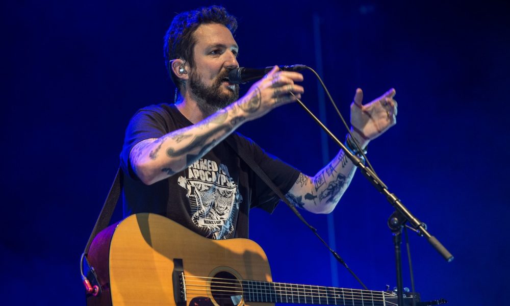 Frank Turner Drops Tribute To Scott Hutchison, ‘A Wave Across The Bay’