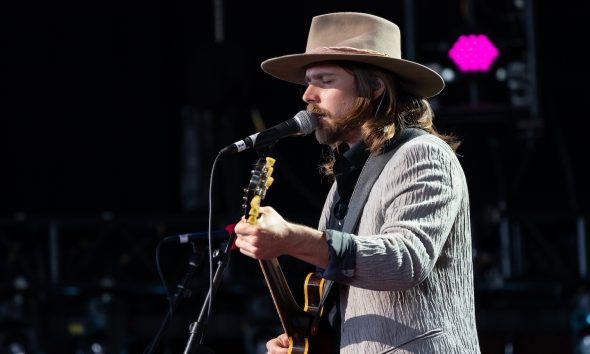 Watch Lukas Nelson’s Solo Acoustic Take On Luke Combs’ ‘Doin’ This’