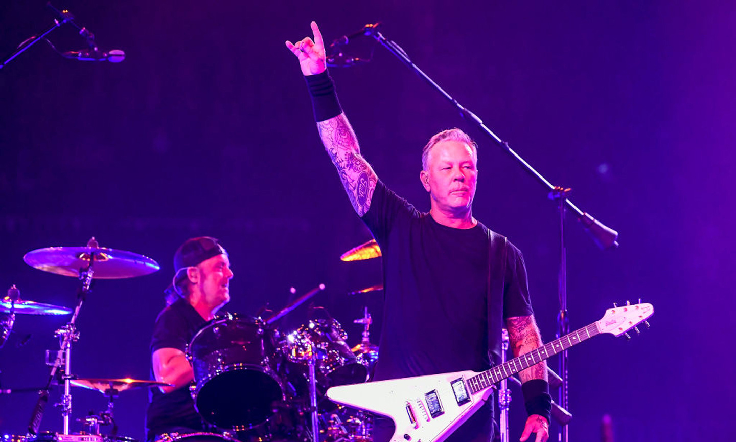 Metallica Perform 'Star-Spangled Banner' at San Francisco Giants Game