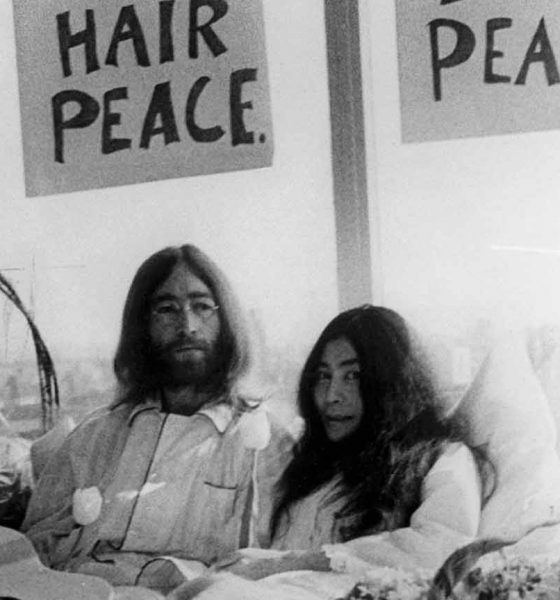 Yoko ONO and John LENNON