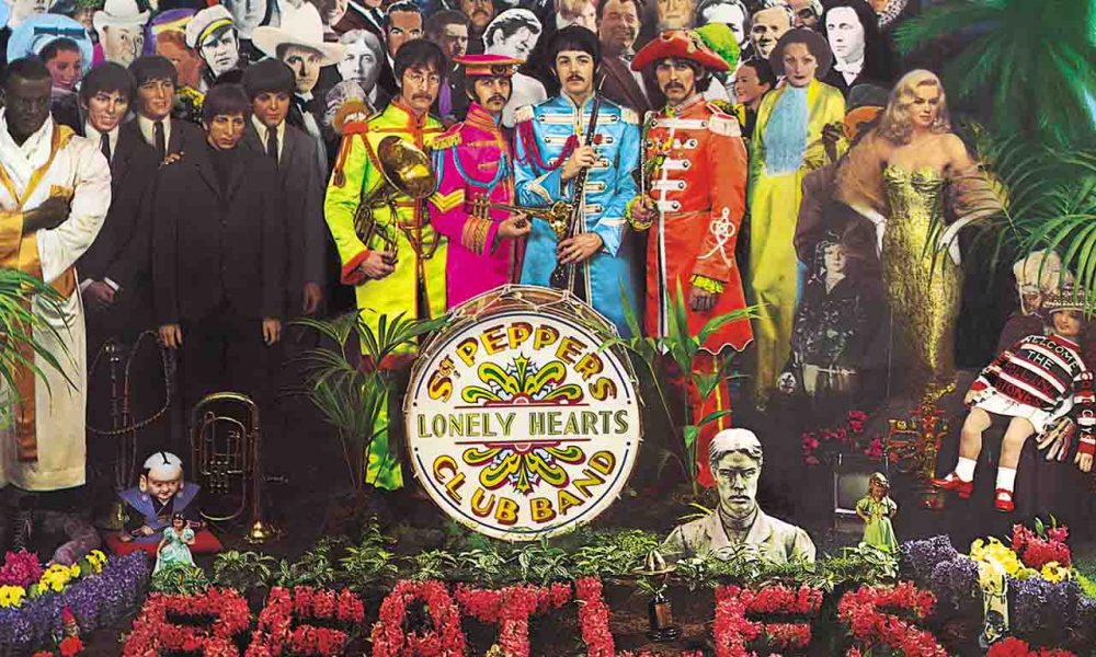 The Beatles Sgt Pepper Lonely Hearts Club Band