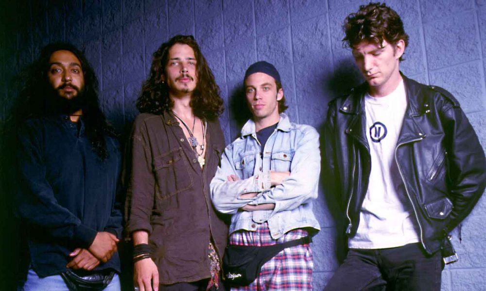 Vintage 1991 Soundgarden Jesus Christ Pose Concert T Shirt Black XL – Black  Shag Vintage