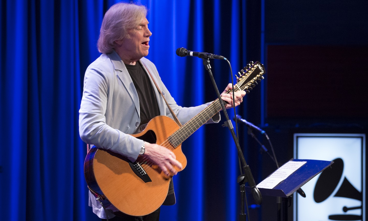 justin hayward uk tour dates 2023