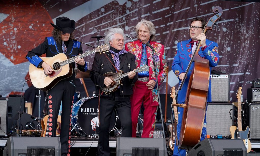Marty Stuart, Vince Gill Among 2022 Inductees To Musicians Hall Of Fame