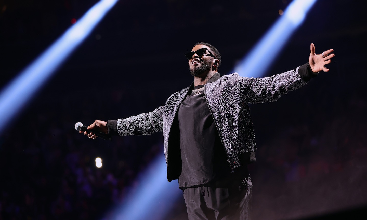 Sean Diddy Combs attends the Hot 97 ''Press Play'' album promotions  News Photo - Getty Images