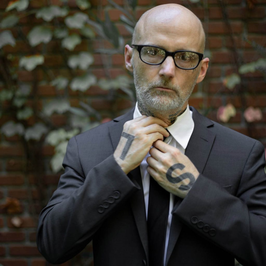 Next photo of Moby