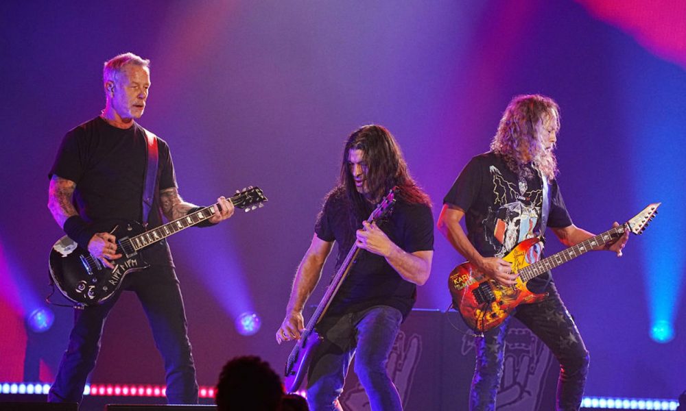 opwinding Kameel Converteren Metallica Shares New Single If Darkness Had A Son