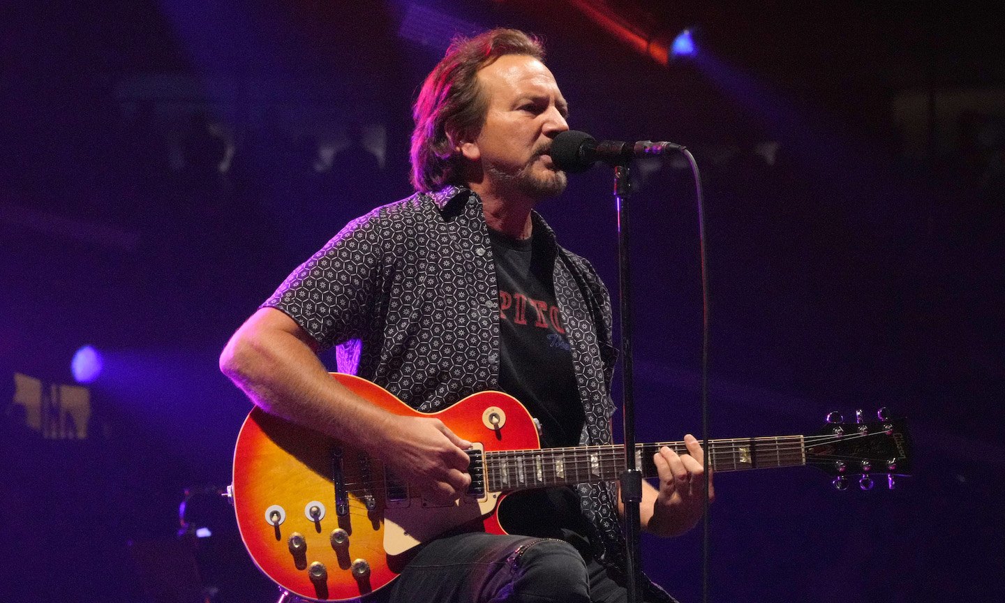 To kick off the 2023 US tour announcement, Pearl Jam's Ten Club is
