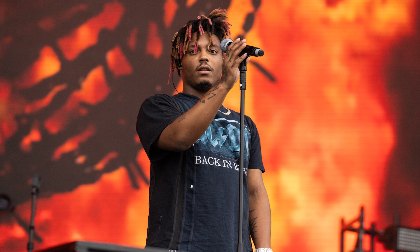 Stream Lace It (with Eminem and benny blanco) by Juice WRLD