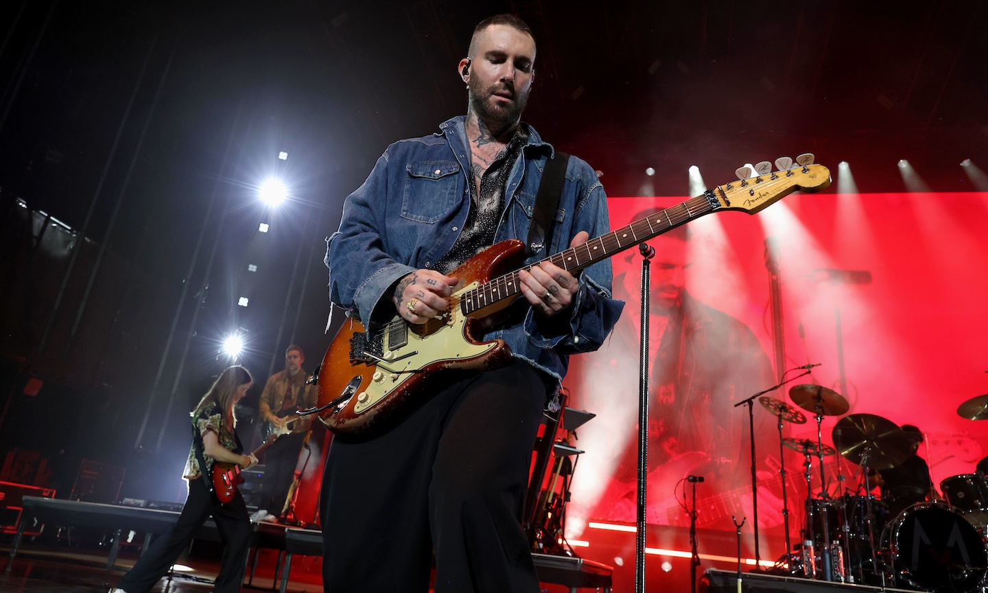 Maroon 5’s ‘Girls Like You’ Video Joins YouTube Billions Club